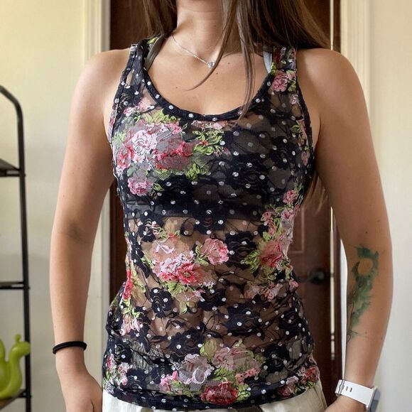 Mesh Lace Floral tank - Picture 5 of 7